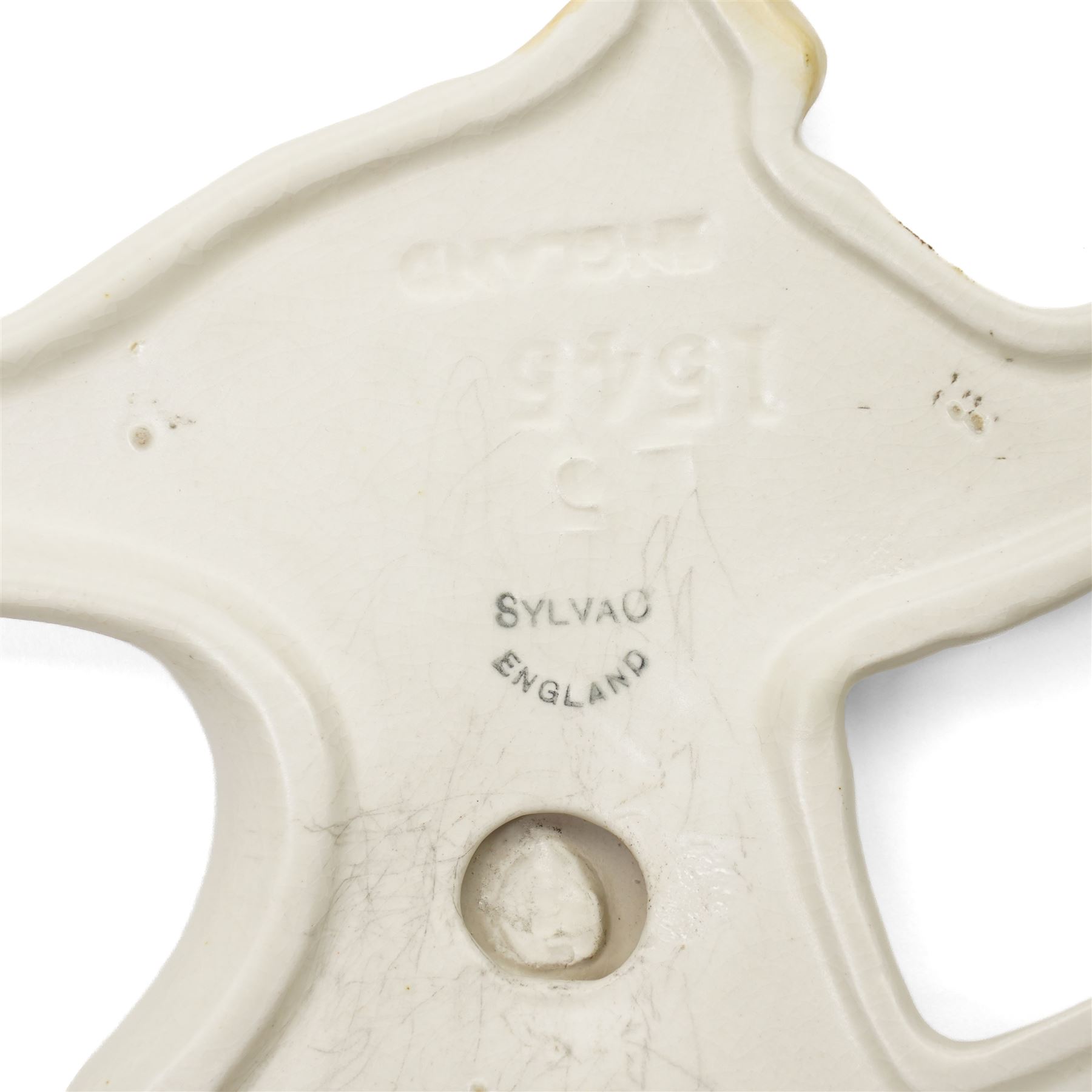 Sylvac - set of three graduated flying seagulls, printed and impressed marks verso, largest W22cm (3)