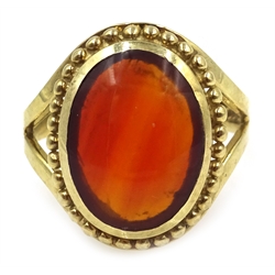  9ct gold oval agate ring, hallmarked  