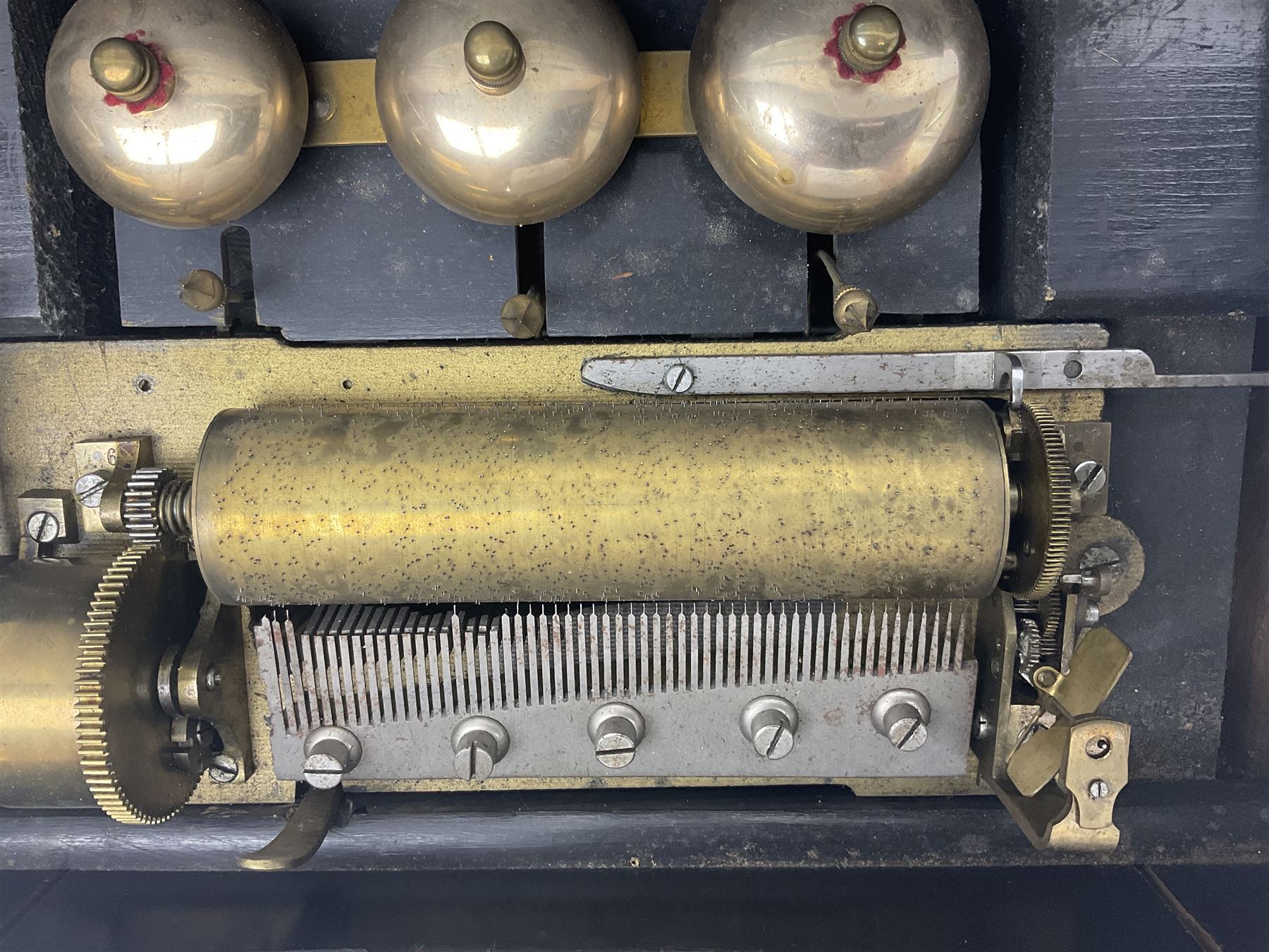 Swiss - Three 19th-century cylinder music boxes suitable for spares or repair.