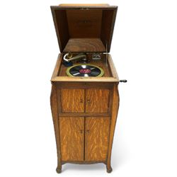 HMV - Early 20th century 'Victor talking machine' oak cased gramophone record player