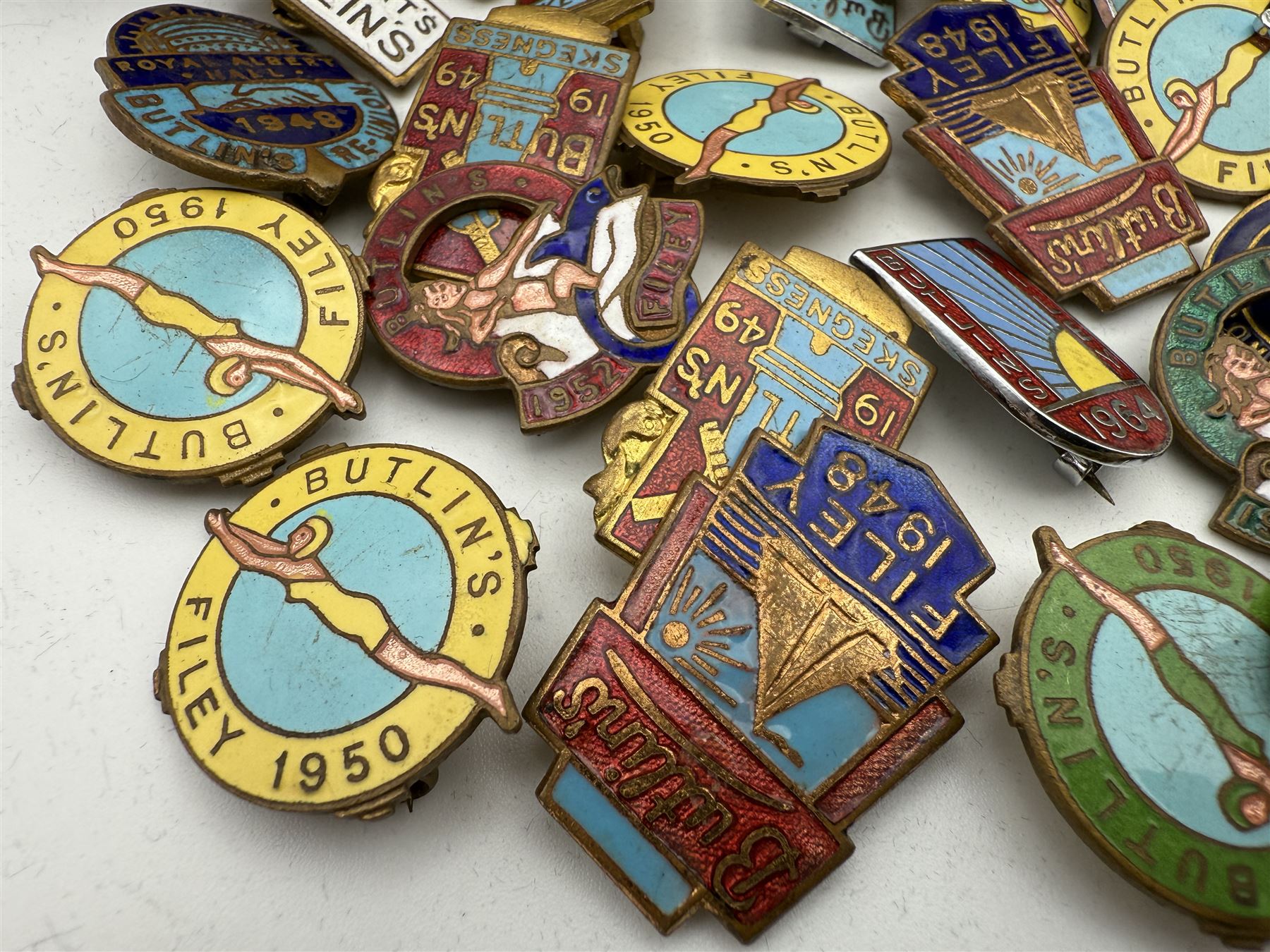 Collection of Butlins enamel pin badges, mostly 1940s/50s Filey examples, together with other enamel pins and costume jewellery