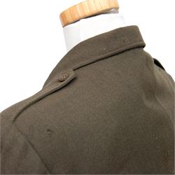 1940 French 6th Genie (engineers) officer's tunic, together with pair of M16 leather Jambieres D'Hommes officers gaiters and French Sam Browne style belt and cross strap 