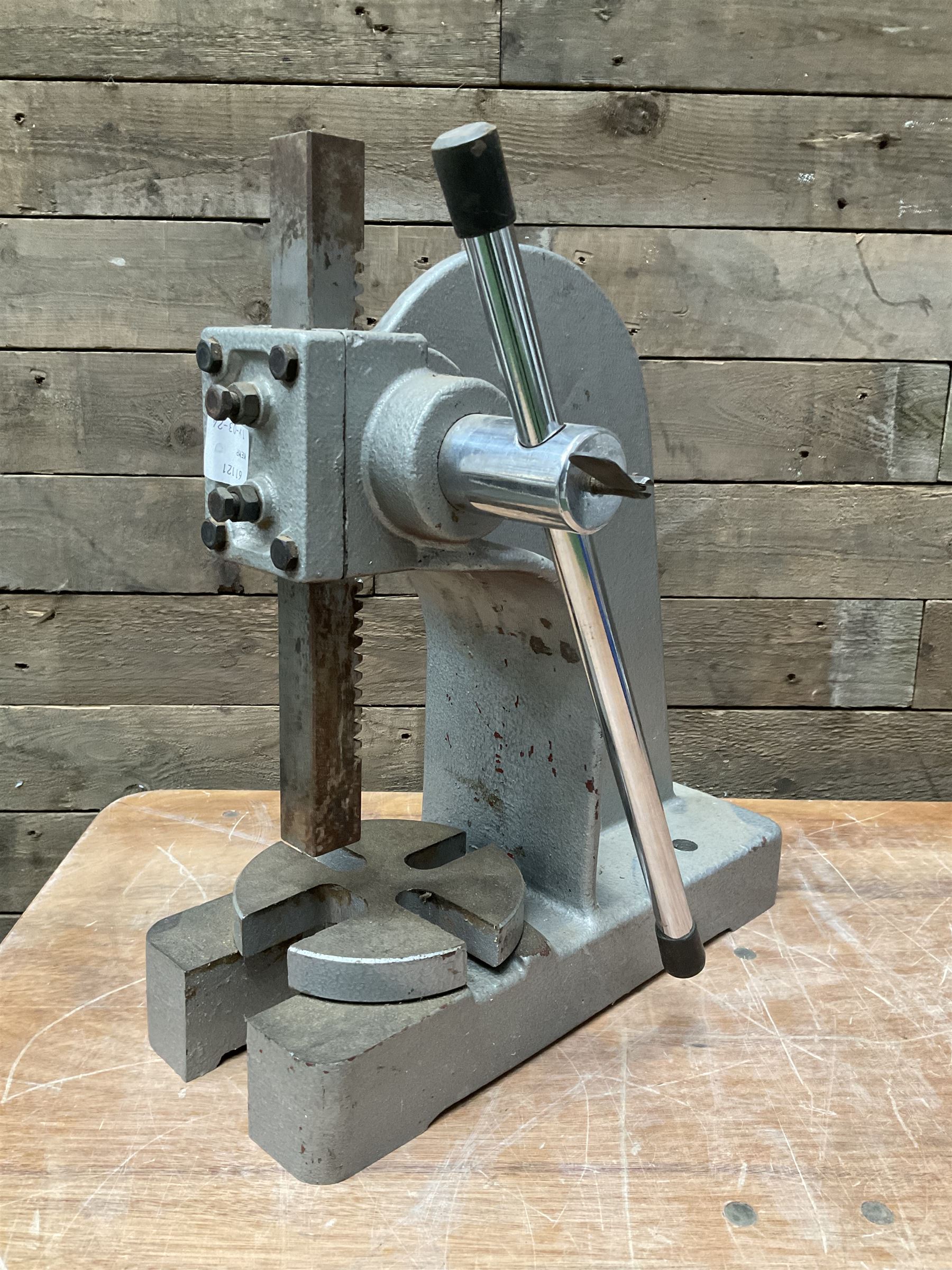 Arbor cast iron bench press - THIS LOT IS TO BE COLLECTED BY APPOINTMENT FROM DUGGLEBY STORAGE, GREAT HILL, EASTFIELD, SCARBOROUGH, YO11 3TX