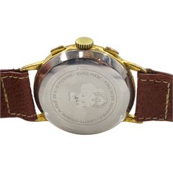 Cauny Prima gentleman's manel wind chronograph wristwatch, 17 jewel movement, Cal. 248, silvered dial with subsidiary seconds dial for 45 minute recording and constant seconds dials and outer tachymeter scale, on brown leather strap