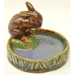  Royal Doulton Lambeth stoneware bibelot/ trinket dish, mounted with a brown rabbit, impressed marks, no. 8756, H8cm   