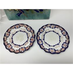 Pair of Royal Crown Derby plates, decorated in Imari pattern no 3679, together with a Anactacia glass dish, pair of glass flower shaped bowls, and other ceramics and glassware, 