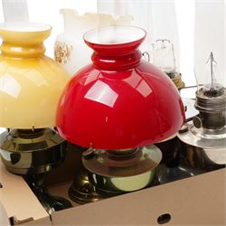 Brass table oil lamp, four Aladdin 23 lamps and an Aladdin 12 lamp