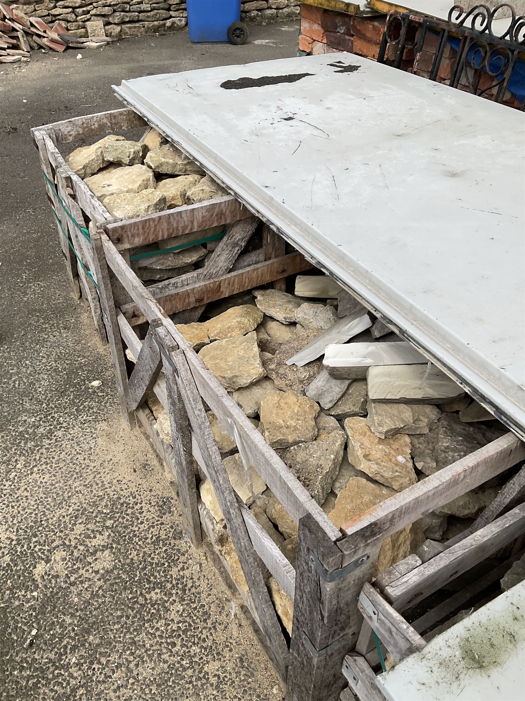Quality of small/medium walling stone | Commercial Assets | 83218