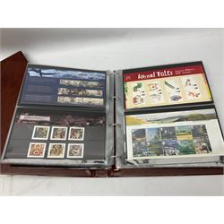 Queen Elizabeth II mint decimal stamps, in presentation packs including many 1st class examples, face value of usable postage approximately 700 GBP, housed in 'Royal Mail Presentation Packs' albums