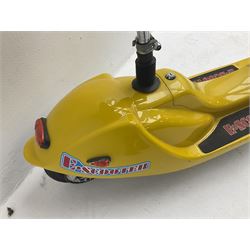 E-Scooter yellow electric 2-wheel scooter with seat and charger L106cm