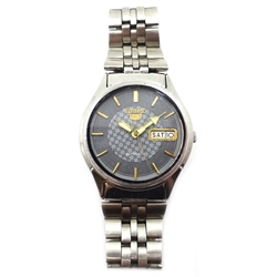  Seiko gentleman's automatic stainless steel wristwatch, 6309-7320, case no 531896, with day/date aperture  