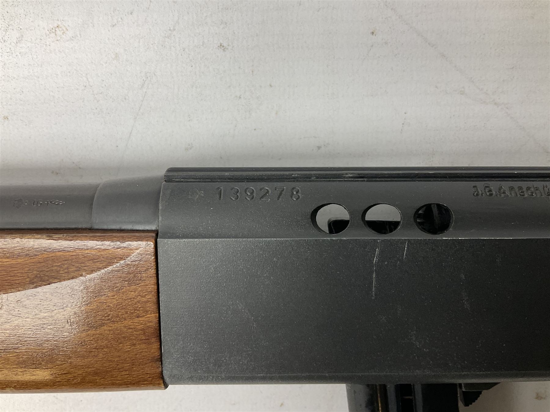 Anschutz Model 525 semi-automatic .22 rim-fire rifle, the 61cm barrel threaded for sound moderator, serial no.139278, L110cm FIREARMS CERTIFICATE REQUIRED OR RFD