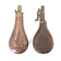 Copper powder flask, together with a leather shot flask, copper flask H20cm 