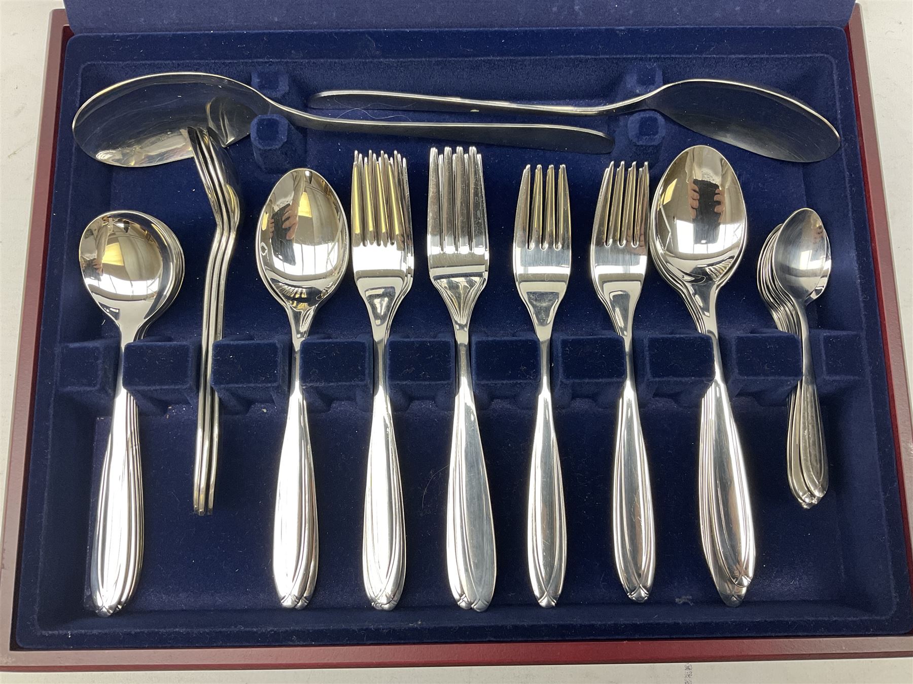 Viner's cased canteen containing 58 piece stainless steel cutlery set, L38.5cm