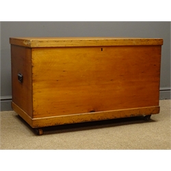  19th century camphor wood blanket box, hinged lid, two carrying handles, on castors, W99cm, H63cm, D58cm  