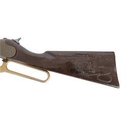 British made under lever toy cork pop-gun, circa 1950's, L80cm
