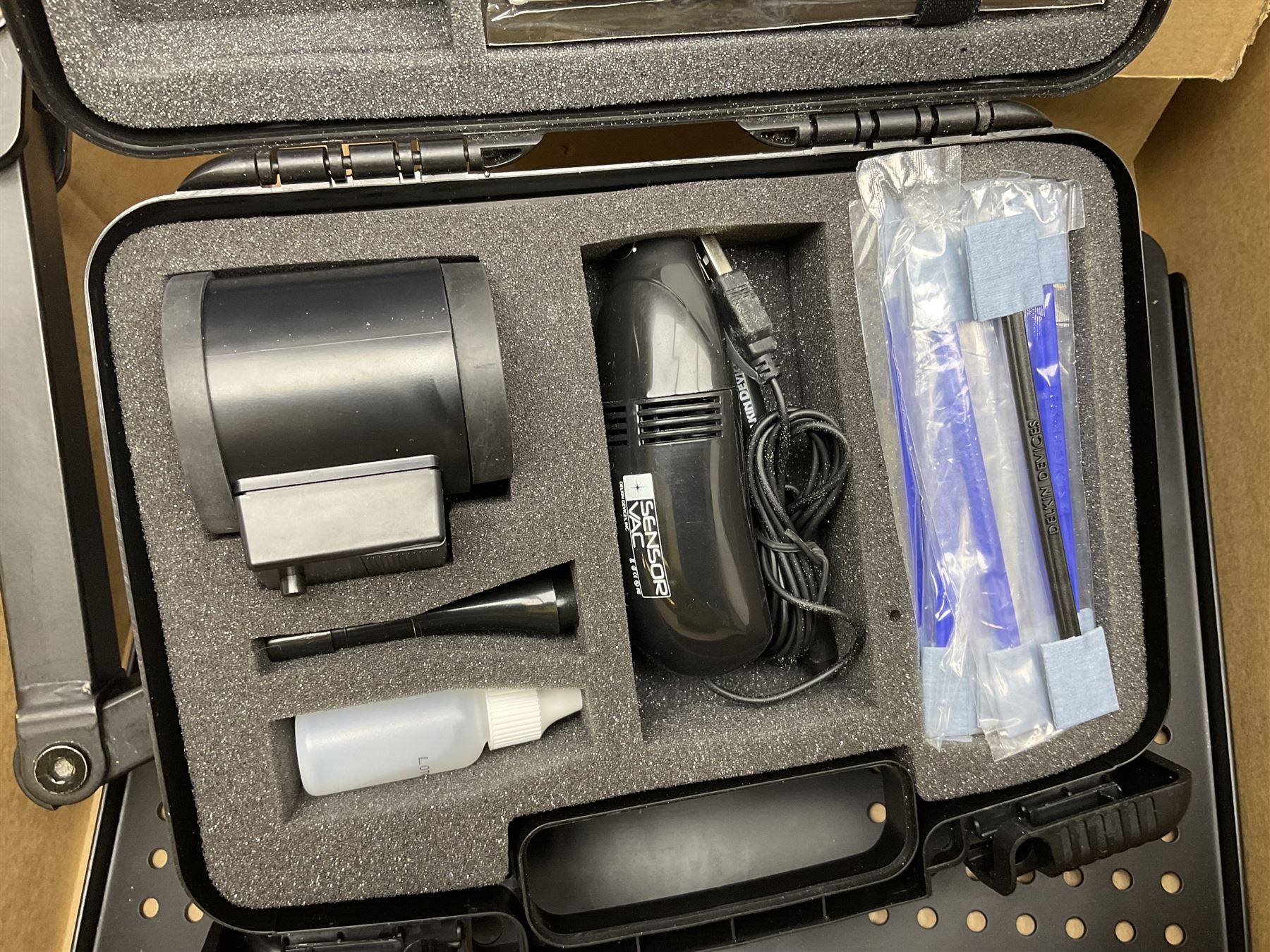 Rocwing photography studio lighting stands and shades, together with digital cameras and other camera equipment, in three boxes  