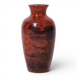 20th century Chinese red realgar peking glass vase, H12cm 