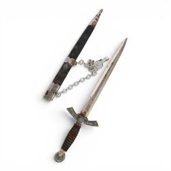 Third Reich Luftwaffe 1st Type officer's dagger, the double edged blade marked SIegfried, ...