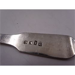 Set of six George IV York silver Fiddle Shell pattern teaspoons, each with engraved initials, hallmarked Edward Jackson, York 1821