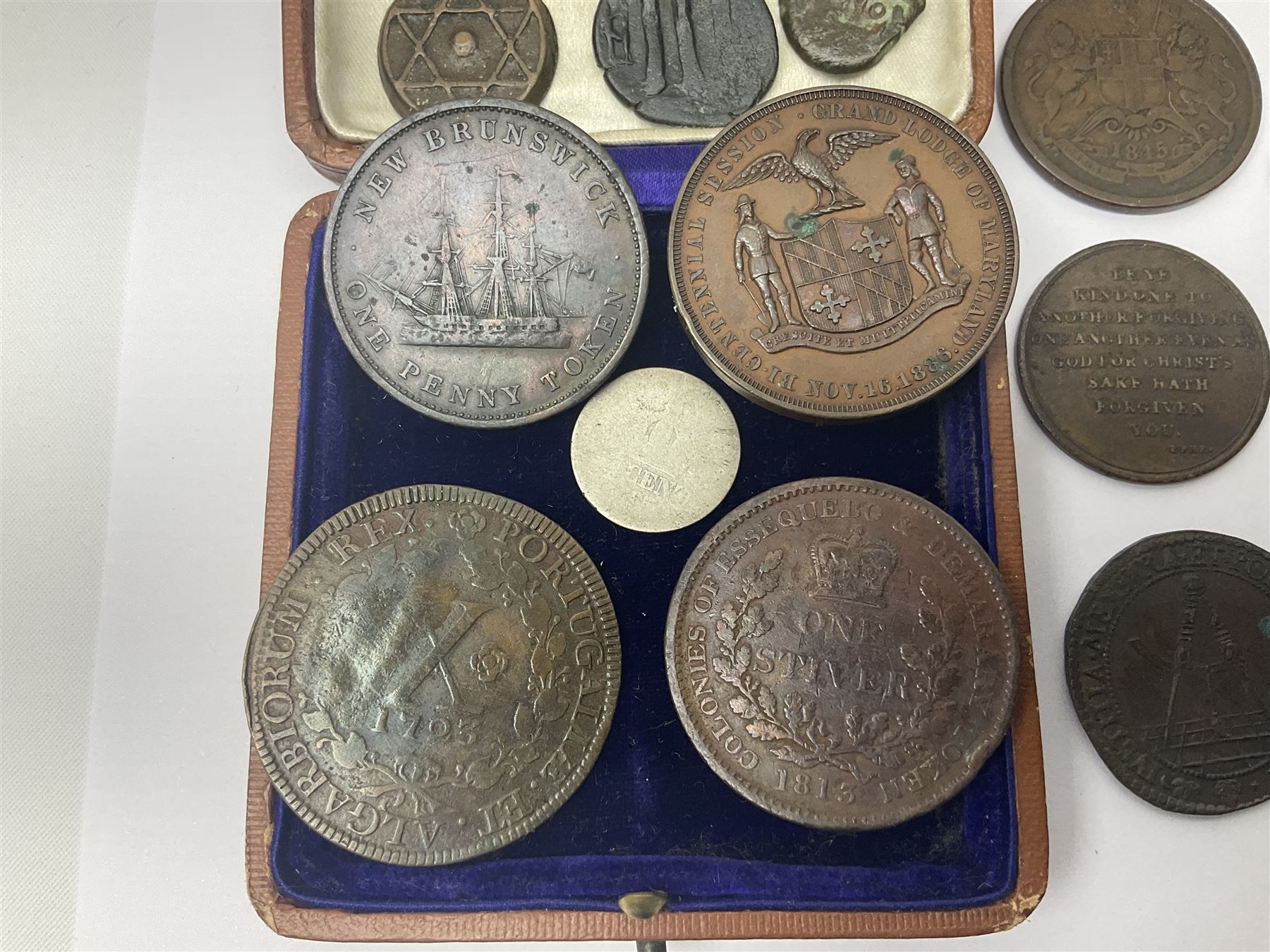 Coins, tokens, paranumismatic and miscellaneous items, including United States of America 1850 one cent, 1877 one dime, 1884 five cents, 1926 Liberty dime etc, Queen Victoria New Brunswick 1843 one penny token, East India Company 1845 half anna, Chinese cash coins, Grand Lodge of Maryland November 16th 1886 Centennial Session medallion etc