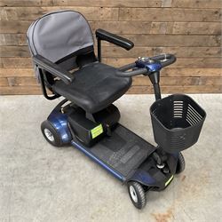 GoGo Elite Traveller four wheel electric mobility scooter, with charger (no key)