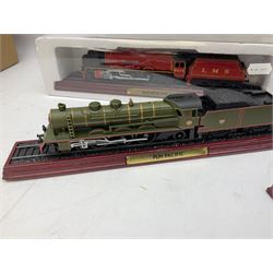 Seven Collectable Model Locomotive, comprising Schools Class 220 SR, King Class GWR, P8 Class, A4 Class 'Mallard', Duchess LMS, PLM Pacific, PLM Mountain Class, 