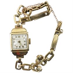 Marvin ladies 9ct gold manual wind wristwatch hallmarked, on gold link bracelet, stamped 9ct
