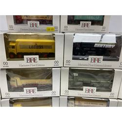 Thirty-two Exclusive First Editions Commercials '00' scale die-cast models, all boxed (32)