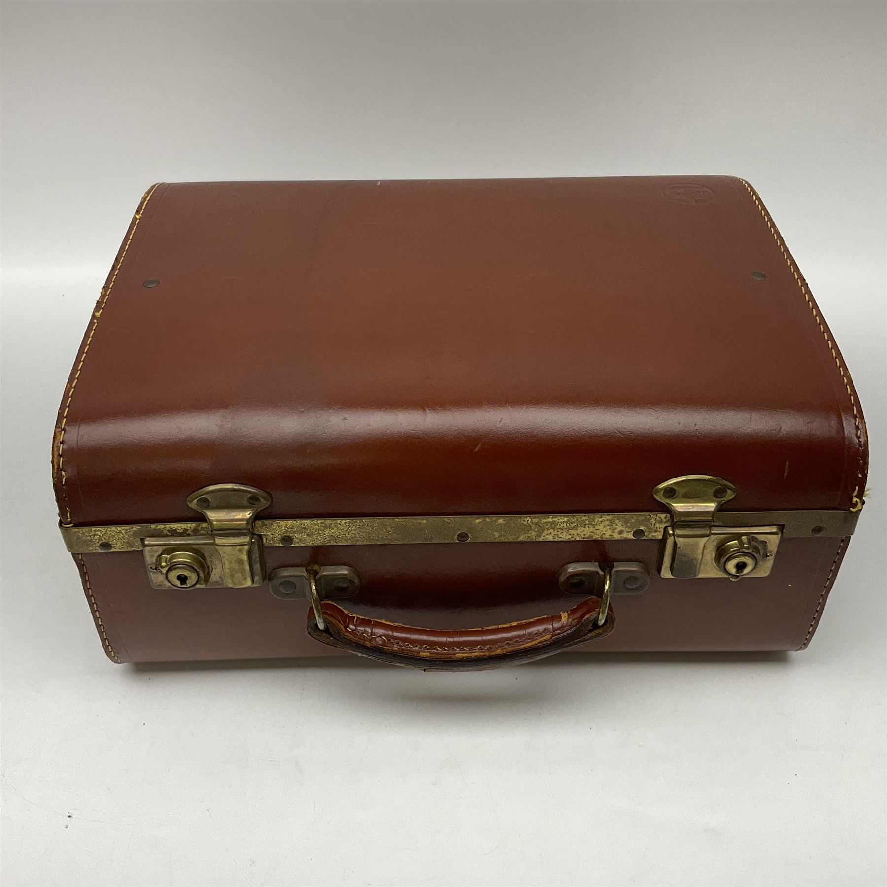 Paillard Bolex H16 RX5 cine camera body with turret for interchangeable lenses, serial no. 232492, with 'Switar H16RX 50mm f1.4' lens, serial no. 667880, 'Switar H16RX 25mm f1.4' lens, serial no.675510, 'Switar H16RX 16mm f1.8' lens, serial no. 884046 and RX fader, in fitted leather carrying case