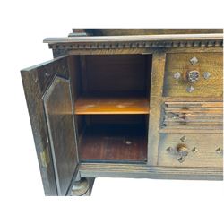 Mid 20th century oak dresser with raised back