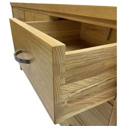 Light ash chest, fitted with seven drawers