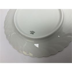 Limoges Haviland pattern coffee service for eight, comprising coffee pot, covered sucrier, milk jug, dessert plates, cups and saucers (27)