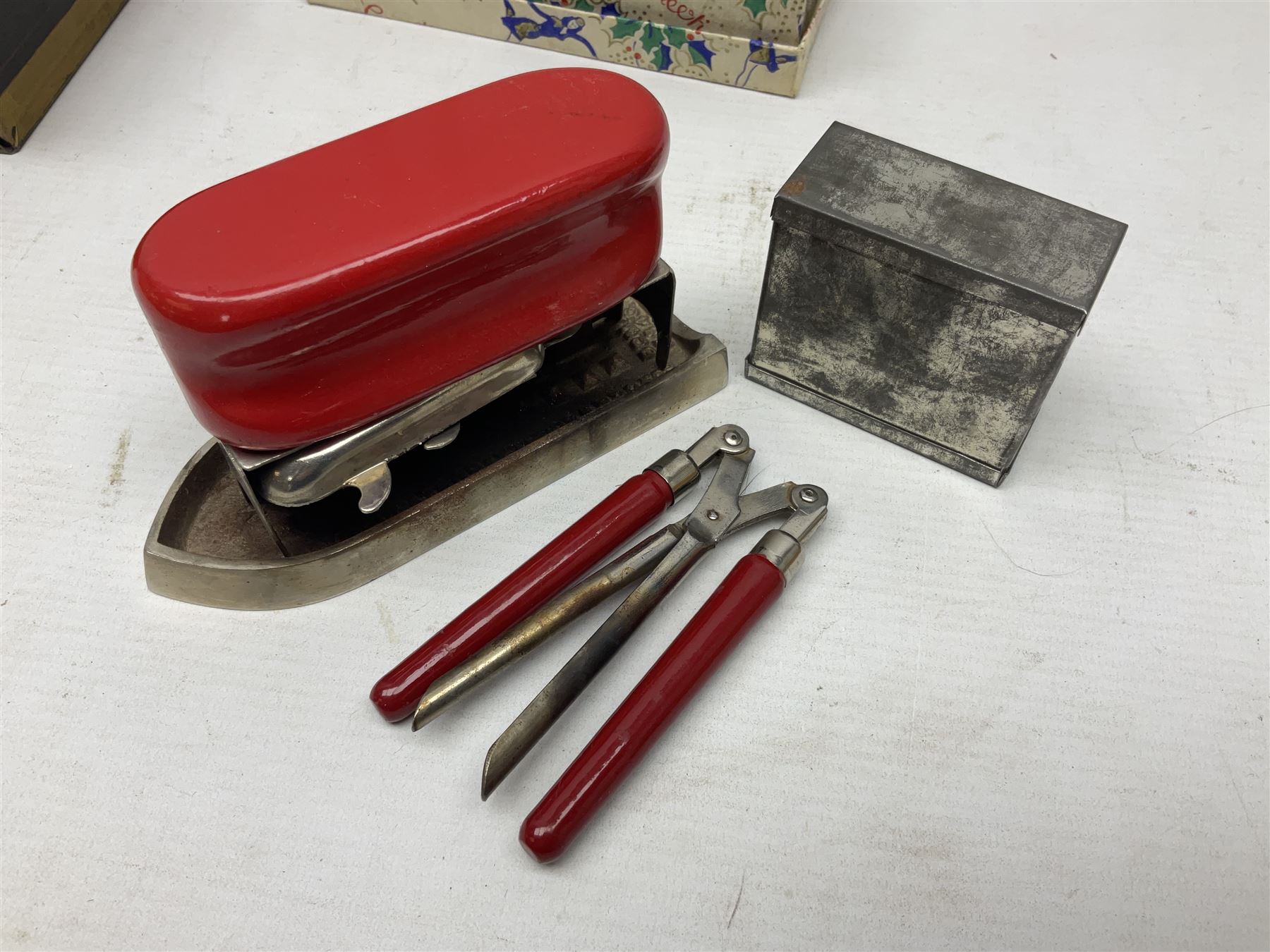 Stanley No.4 wood working plane, in original box, together with a cash tin box and British Boudoir travel iron 