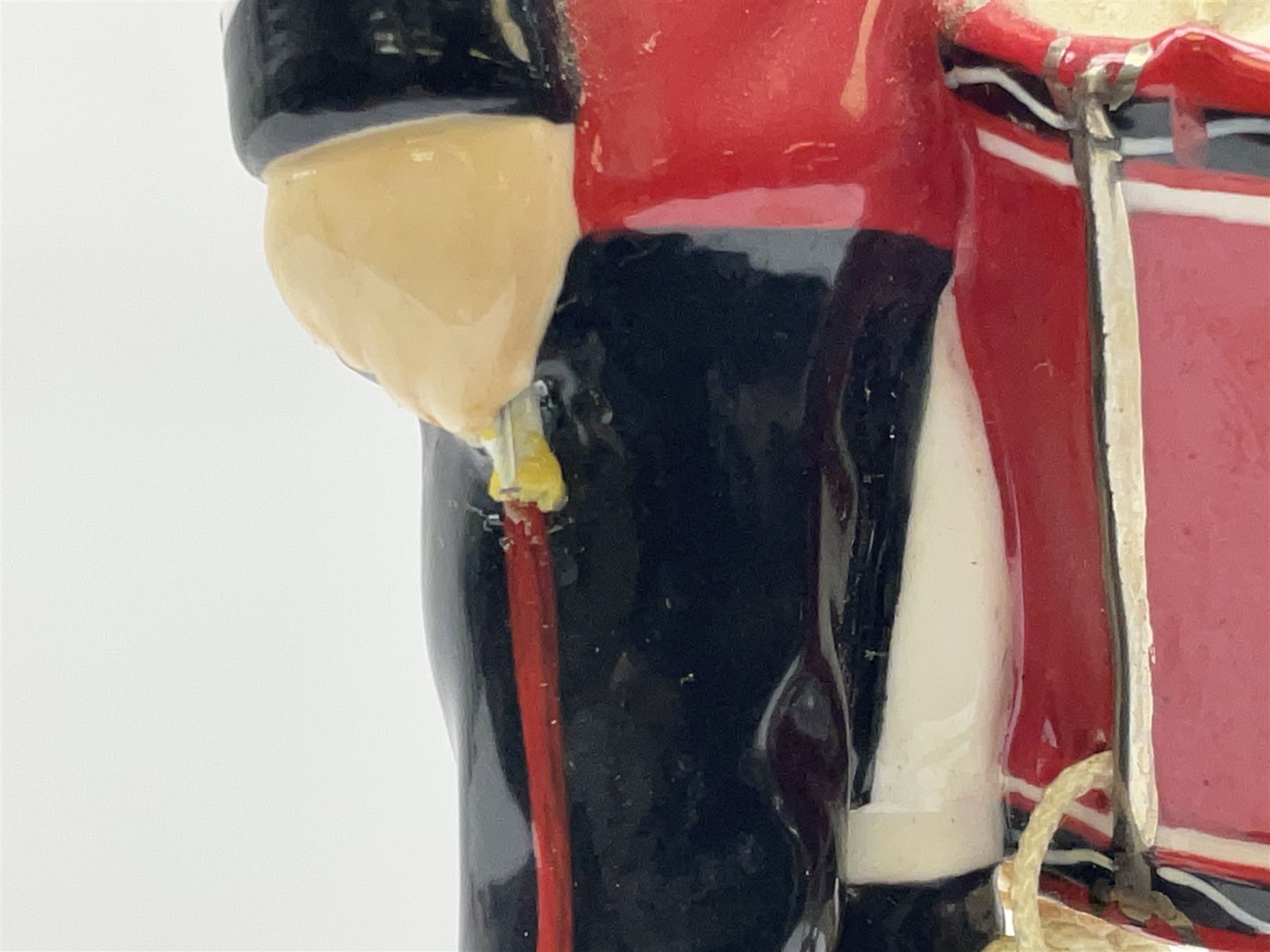 Michael J Sutty limited edition figure, Soldier Drummer, 1st Battalion, The Kings Own Royal Border Regiment 1984, 93/250, together with further limited edition Michael Sutty bust, 12/250, tallest H21.5cm