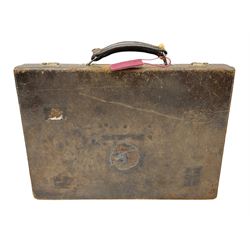 Vintage Gucci leather attache case with green leather, L40cm