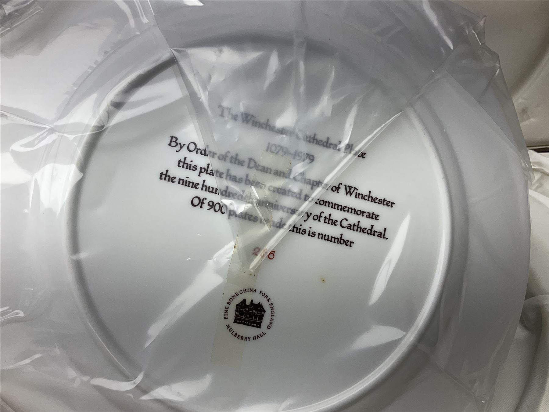 Large collection of collectors plates, to include Spode The Imperial Plate of Persia, Spode York Minster plate, Wedgwood Anniversary of Charter of Queen Elizabeth plate, etc, all in original boxes, four boxes 