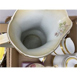 Quantity of Victorian and later ceramics to include Vohenstrauss Bavaria Johann Seltmann tea and dinner wares, pair of Lichte GDR lidded vases, Fapodel lidded vase etc