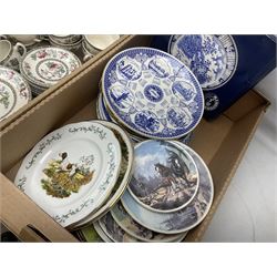 Maling Maltese pattern part dinner wares, including dinner plates, tureens, side plates etc, together with Pyrex dinner wares, decorated in flying duck pattern, Johnson Bros Indian Tree pattern tea and dinner wares and a collection of decorative and calendar plates, etc, in six boxes 