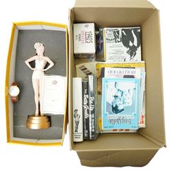 Betty Grable - Limited edition figure of Betty Grable by Modern Icons 458/2500, with magaz...