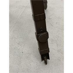 Swift telescope model no.831, D=77mm F=1000mm, serial no.713027, on Charles Frank tripod with additional eyepiece L107cm H138cm