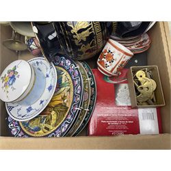Masons and Furnival Denmark pattern blue and white tea wares, together with a Royal Worcester trinket box, Leedsware bowl and other ceramics and glassware, in four boxes