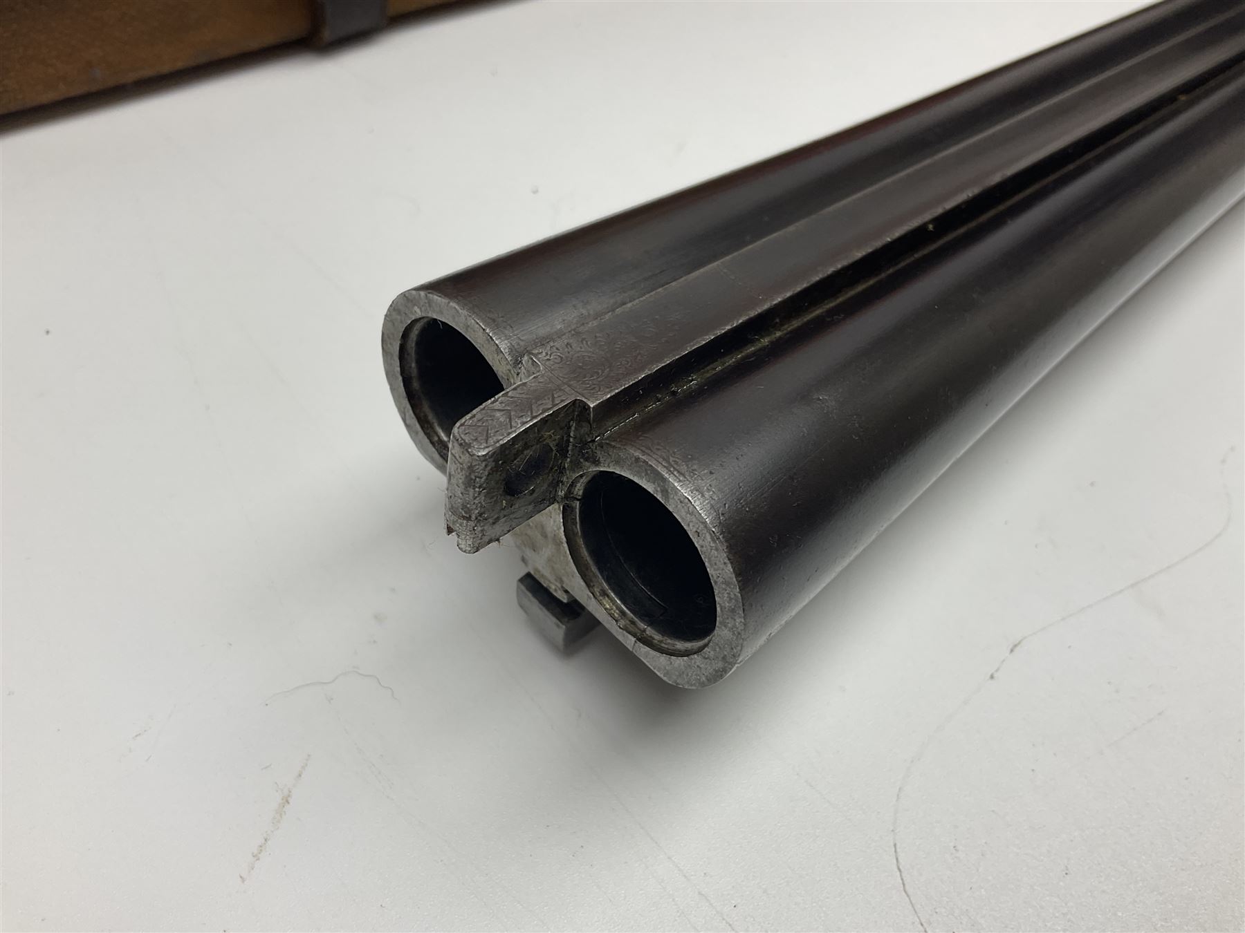 SHOTGUN CERTIFICATE REQUIRED - Late 19th century R. Robinson of Hull 12-bore side-by-side double barrel hammer shotgun; with 76cm(30