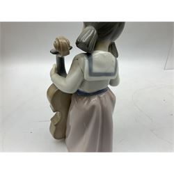 Collection of Nao figures, to include 'Moment with Mummy' no.1429, 'Stories with Grandma' no.1512, 'A Hug of Love' no.1467, together with fourteen further Nao figures and a Cascades clown figure