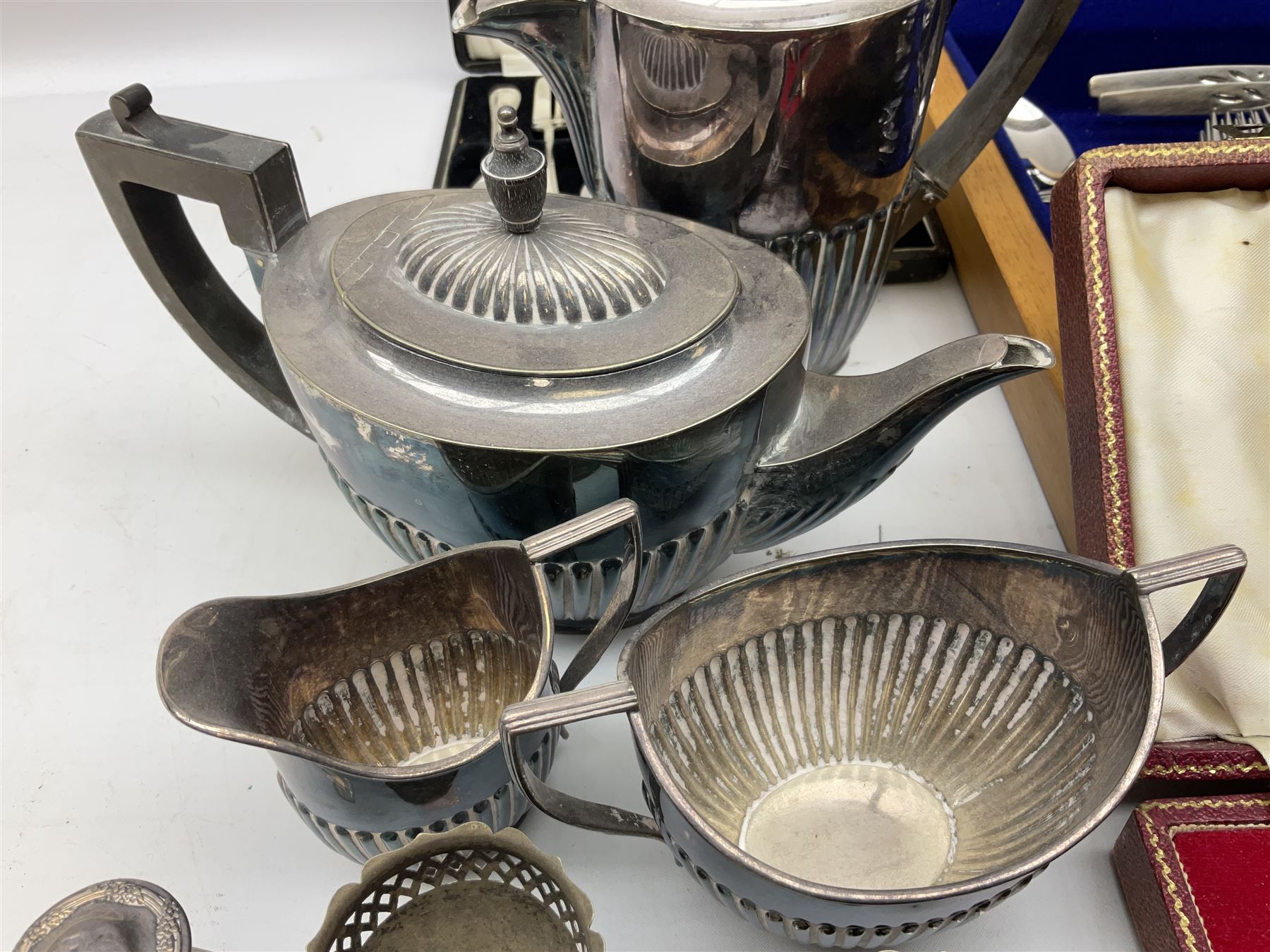 Silver mounted glass cruet set, Hallmark Walker & Hall, together with silver plate cased canteen, tea set etc