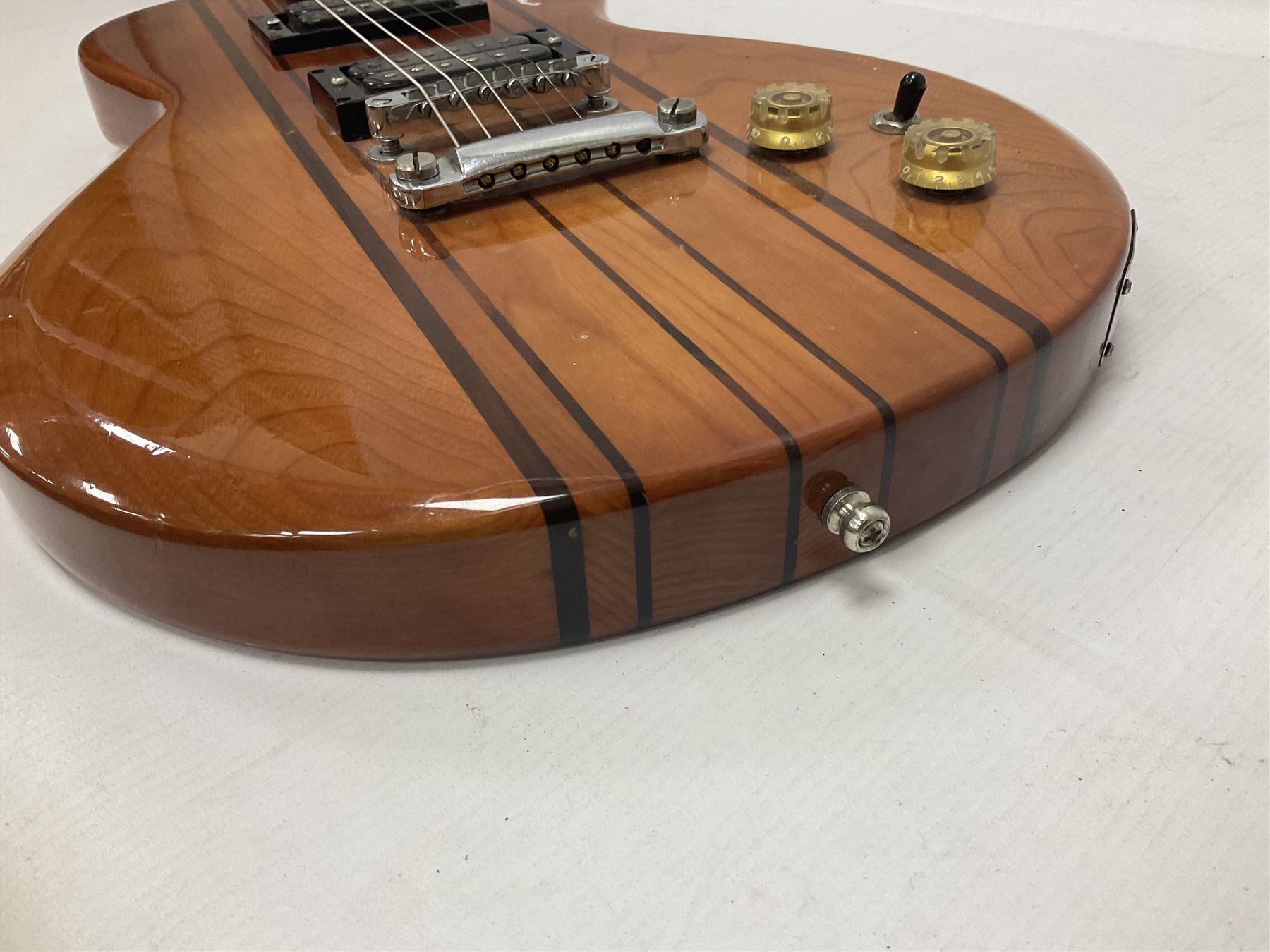 1980s Korean Hondo H732 ML six string electric guitar | Musical