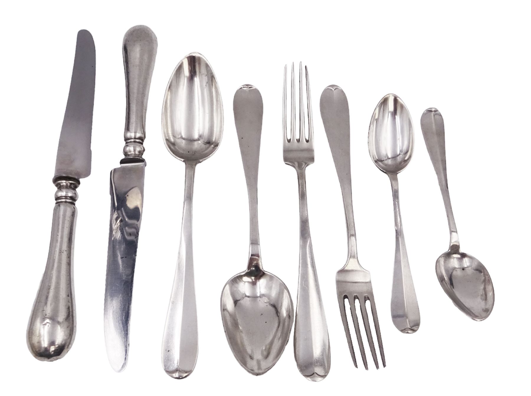 Modern Continental silver Hanoverian pattern cutlery for two place settings, to include two table forks, two silver handled knives, two table spoons and two other spoons, stamped DB 800