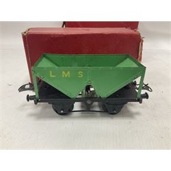Hornby ‘0’ gauge - LNER 0-4-0 no.460 type 101 locomotive in green with key; further boxed ‘0’ gauge to include no.1 Crane Truck, no.2 single arm signals, open and closed goods wagons and cars; large quantity of track to include railway crossing, straight and curved track etc, in two boxes 