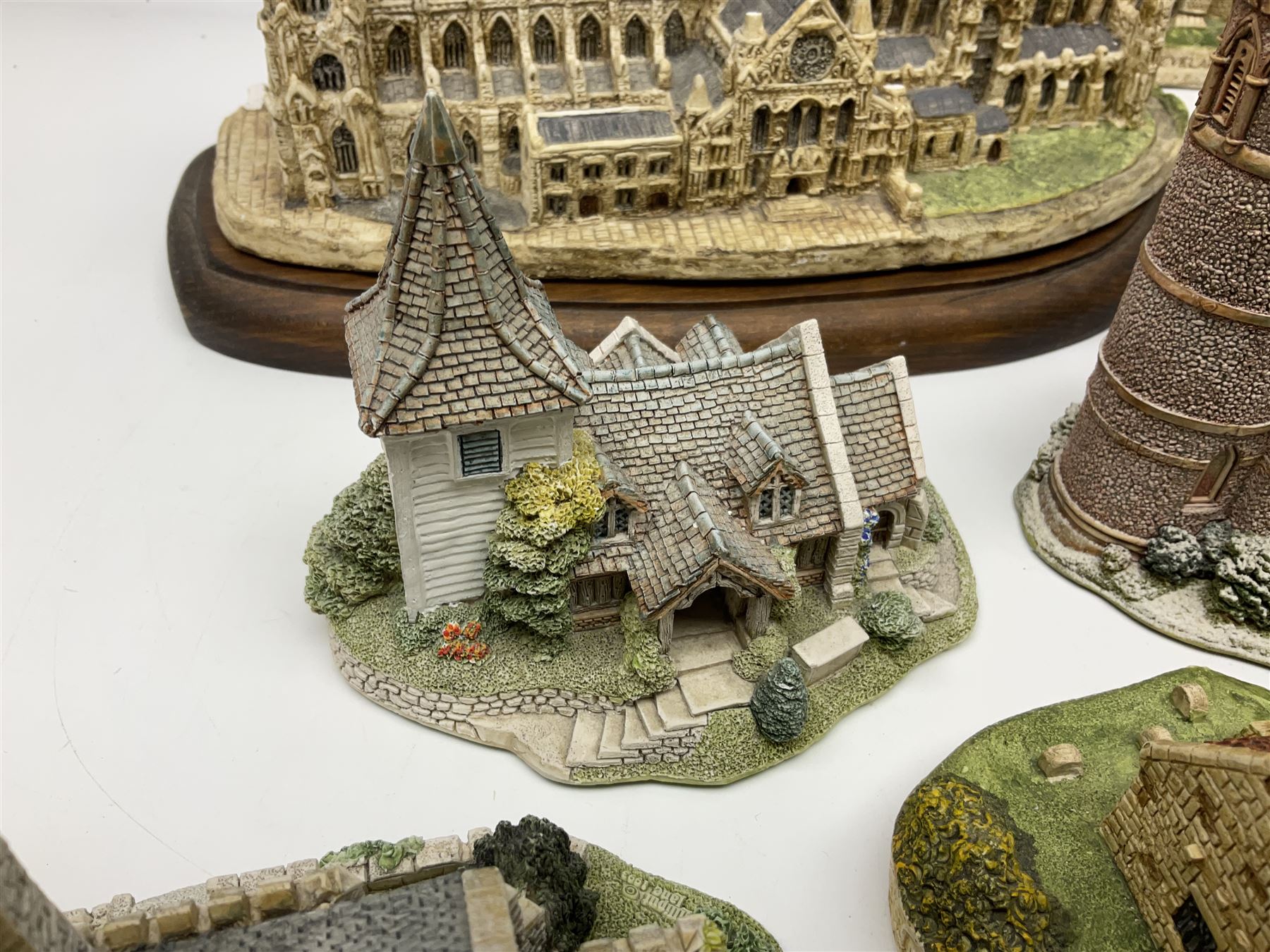 Sixteen Lilliput Lanes,to include, York Minster, St Patrick's Church, Convent in the Wood, St Stephens Church etc, tallest H16cm 