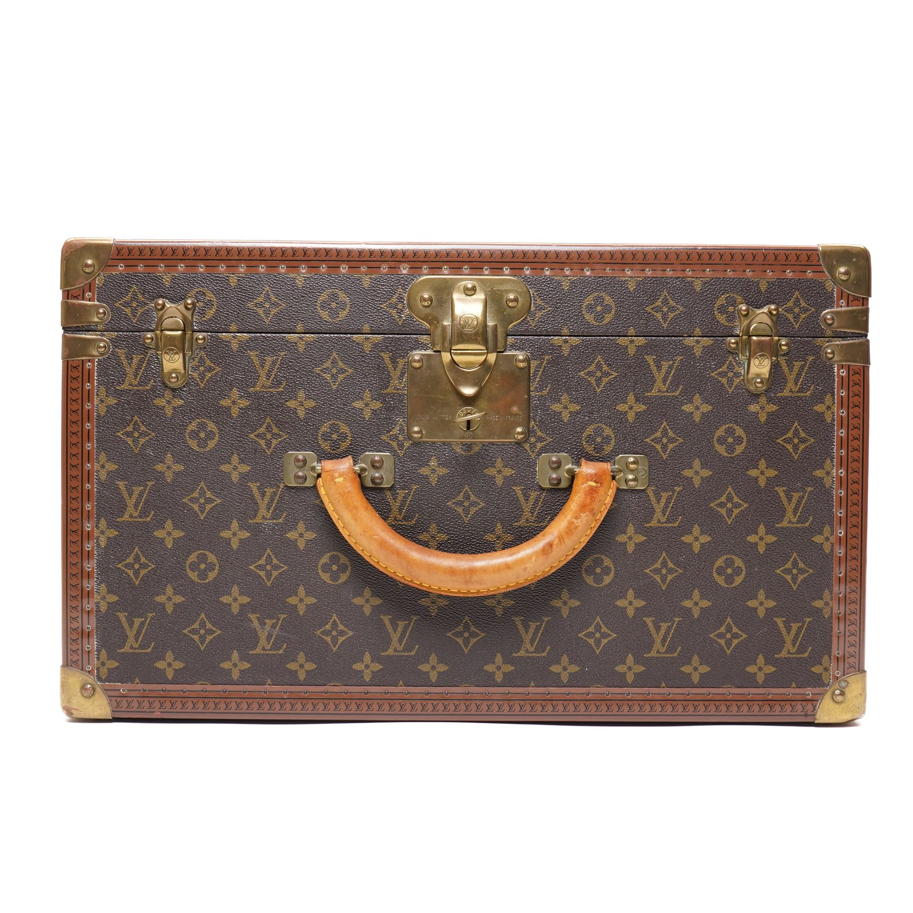 Mid-20th century Louis Vuitton monogram cabin trunk,  monogram canvas with lozine trim and brass mounts, single front leather handle with lock stamped Louis Vuitton with matching key code 1080701, the interior fitted with original webbing straps and lift-out tray, circa1960s, with original key present
